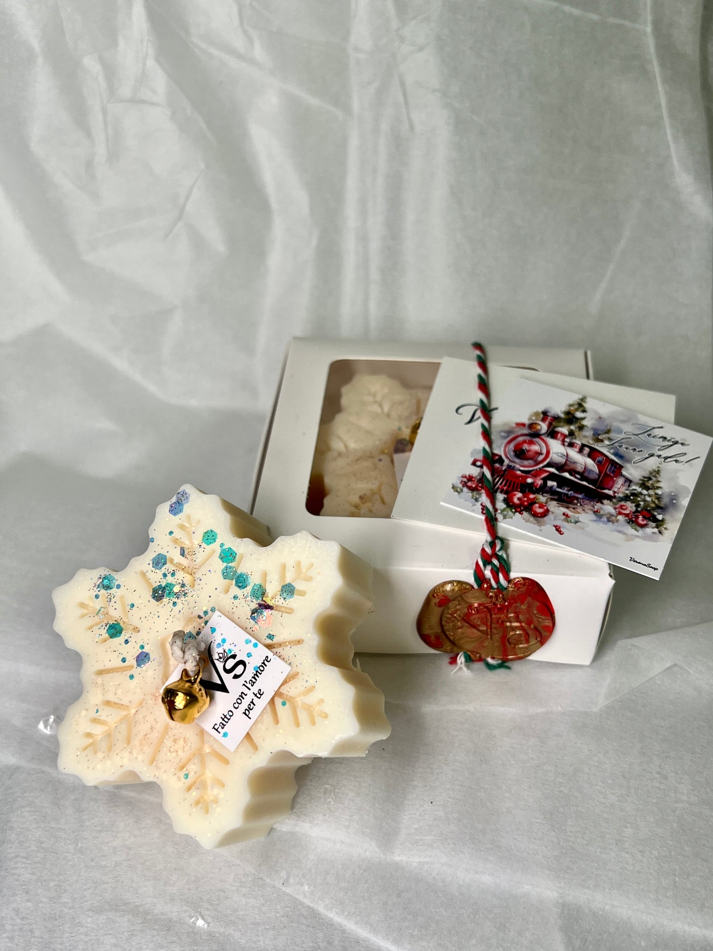 Star-shaped candle — €4.50