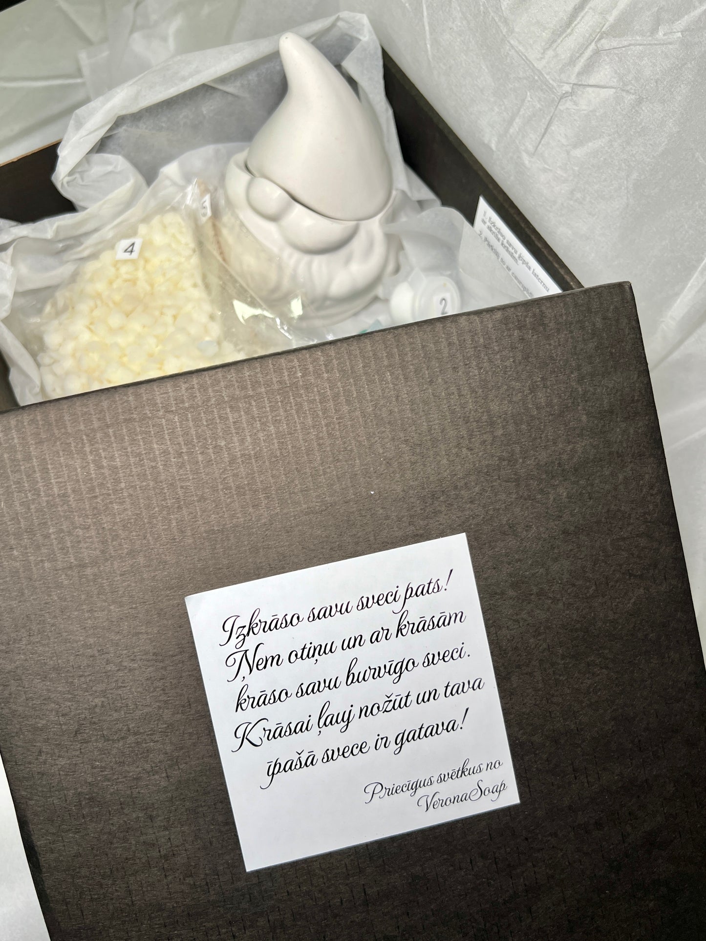 Komplekts: krāso ģipša laternu un pašam ielej sveci