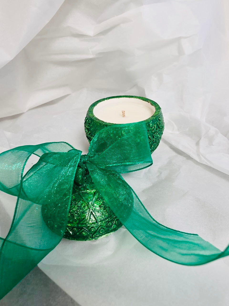 Svece – Ziemassvētku bumba